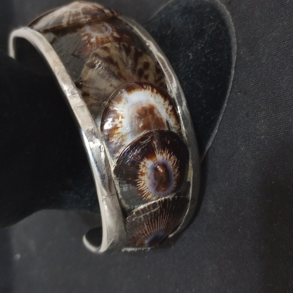 Shell Bracelet - image 3